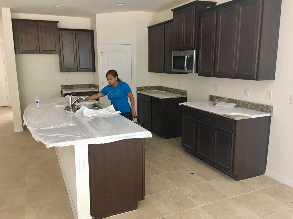 Kitchen countertops are in!